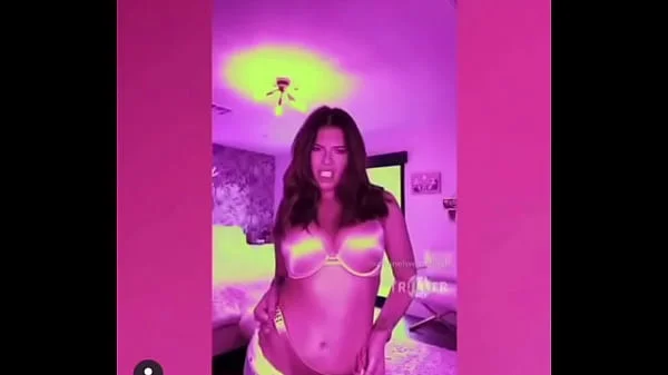 Channel West Coast booty twerk