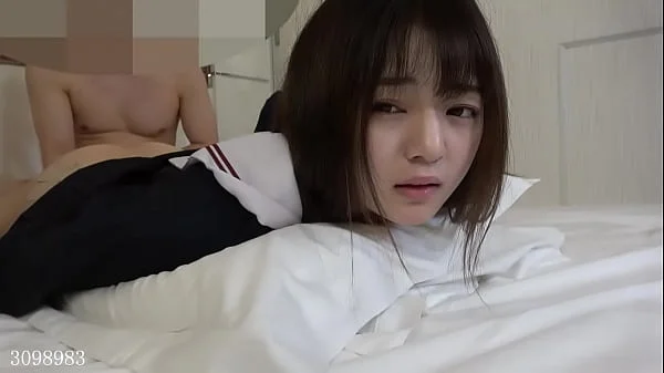 １８歳みさき。日本人美女。デルドとパイパン中出しセックス。１無修正