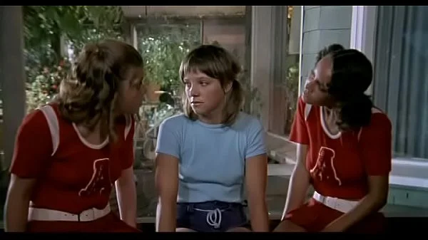 The Cheerleaders (1973)