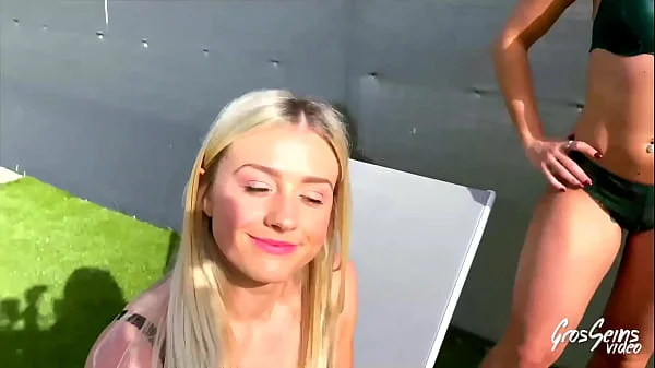 Katy se dévoile avec ses copines Pam et Alice