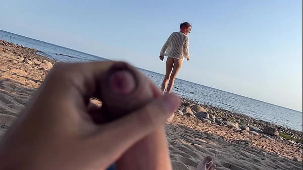 MEETING A STRANGER ON A PUBLIC BEACH