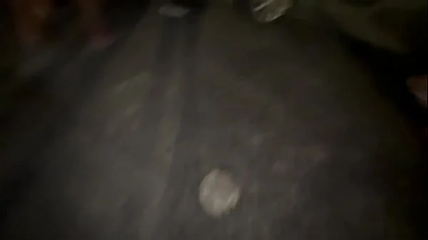 Fiz uma Putaria no estacionamento só shopping com as gostosas