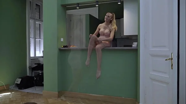 Her longest PISSING and her first Golden Shower