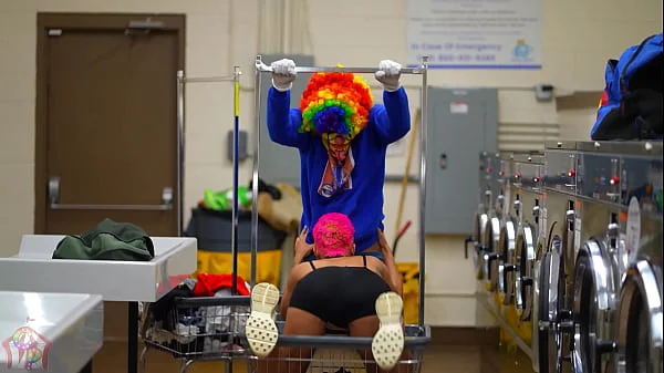 Ebony Pornstar Jasamine Banks Gets Fucked In A Busy Laundromat by Gibby The Clown