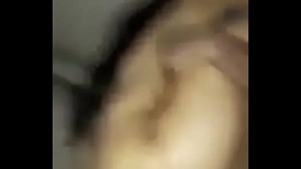Corno filmando enquanto eu arregaço a esposa dele. Parte 1.
