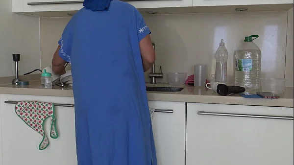 Algerian Cuckold Milf Living in Paris