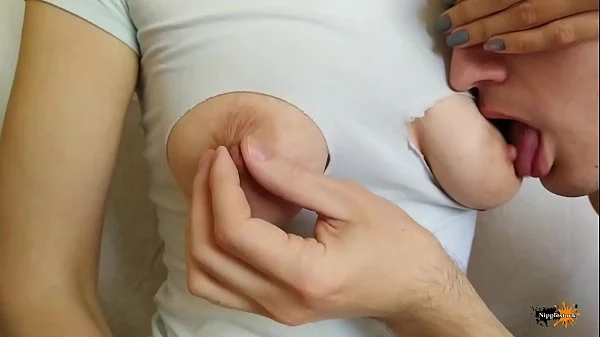 Cut a T-shirt to suck on a tit