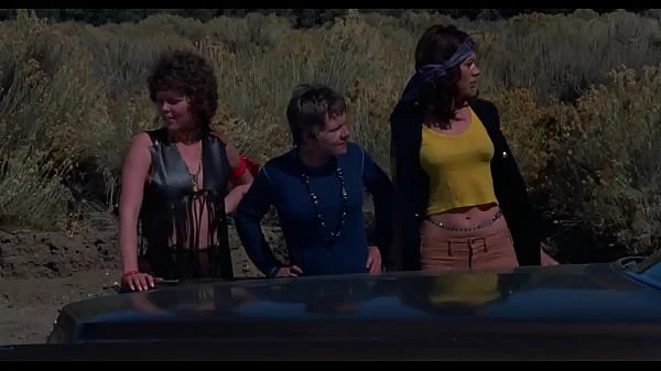 Fugitive Girls (1974)