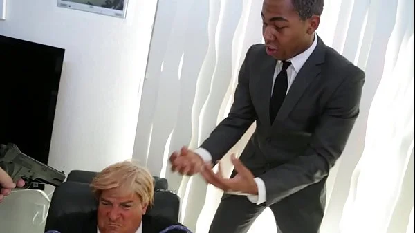 Cuckold Trump - Obama Bangs Melania While Donald Is To Watch