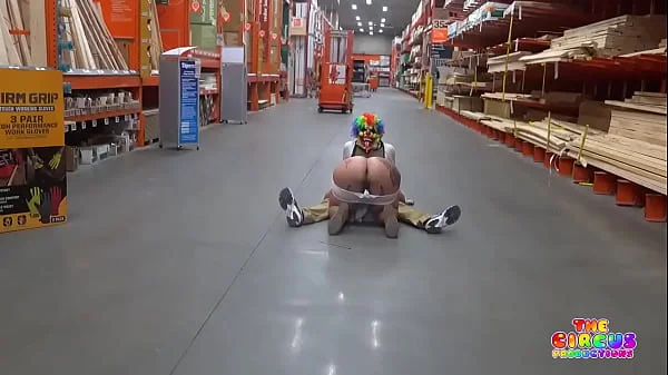 Clown gets dick sucked in The Home Depot