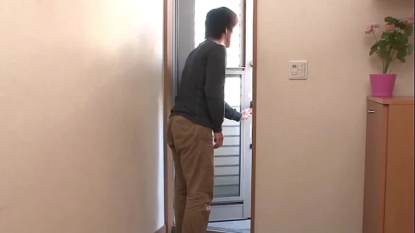 https://bit.ly/3IsUAas 彼女が居ない間に彼女の親友と2人っきりで秘密のナイショSEXを満喫してしまった日の話。寝取り・寝取られ！パート1
