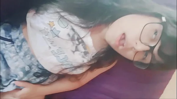 Bored teen records video masturbating on her cellphone - Hana Lily