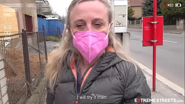 EXTREME STREETS - Vaginal Prolapse