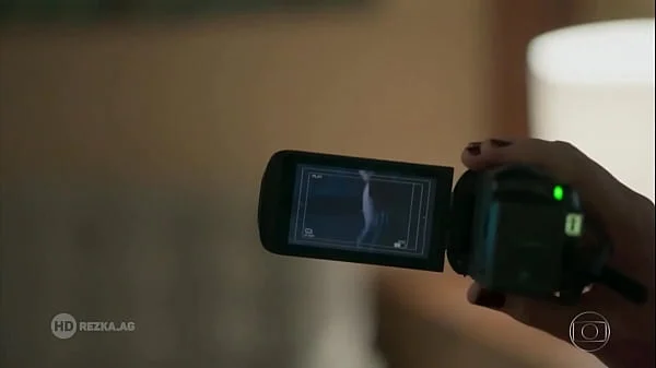 Bitchy first lady of the city was left naked in an abandoned house after all her clothes were stolen. ENF. Eyewitnesses were filmed to further blackmail and humiliation her and destroy her reputation.