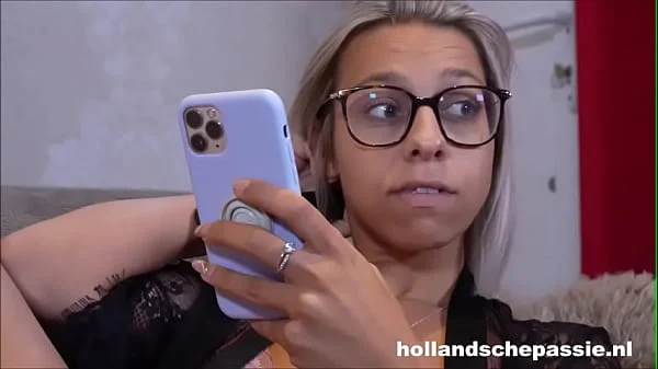 Blonde Jolynn wil zijn grote pik