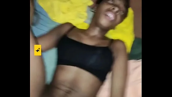 Ebony teen screaming from 12inch
