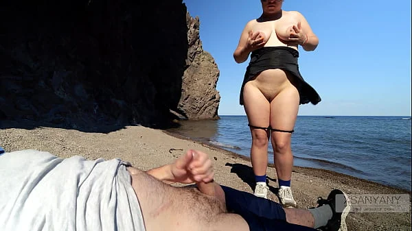 The stranger shocked the exhibitionist on the sea beach - XSanyAny